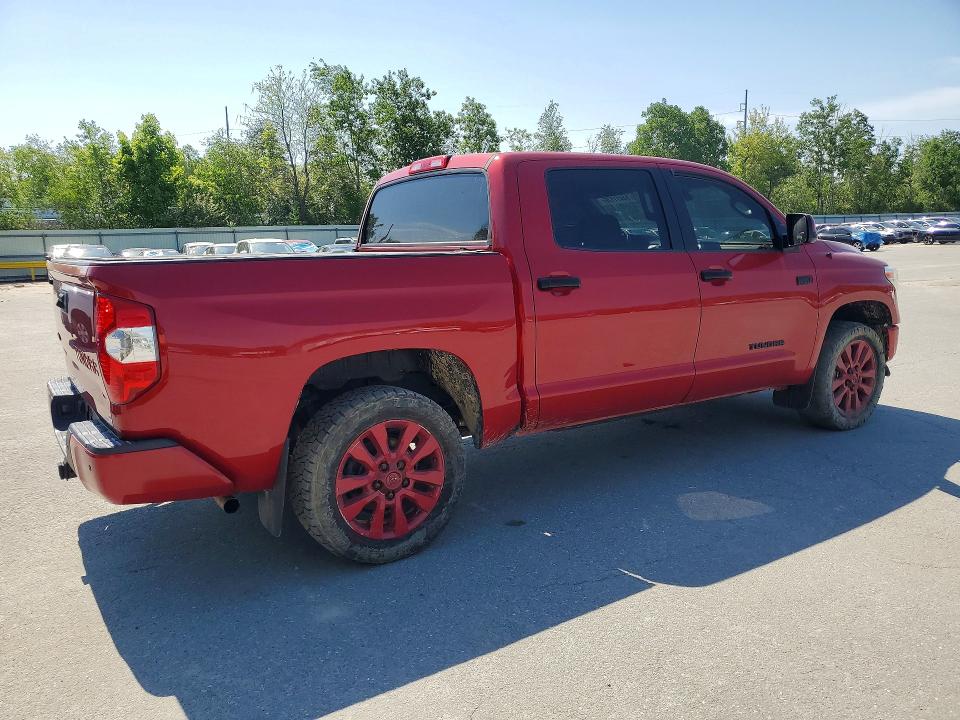 54411176 :رقم المزاد ، 5TFHY5F11JX739475 vin ، 2018 Toyota Tundra مزاد بيع