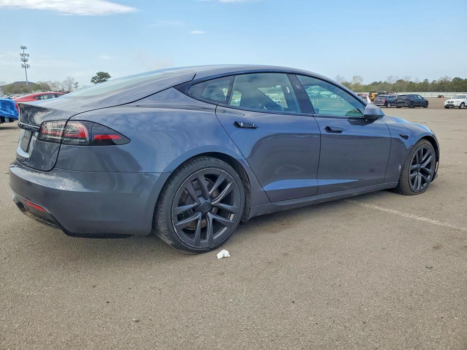 51213296 :رقم المزاد ، 5YJSA1E53PF518342 vin ، 2023 Tesla Model S مزاد بيع