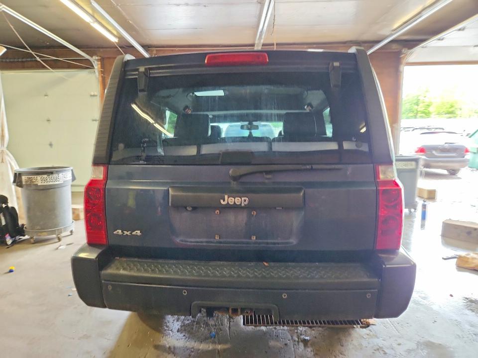 2010 Jeep Commander მანქანა იყიდება აუქციონზე, vin: 1J4RG4GK6AC106867, აუქციონის ნომერი: 54811086