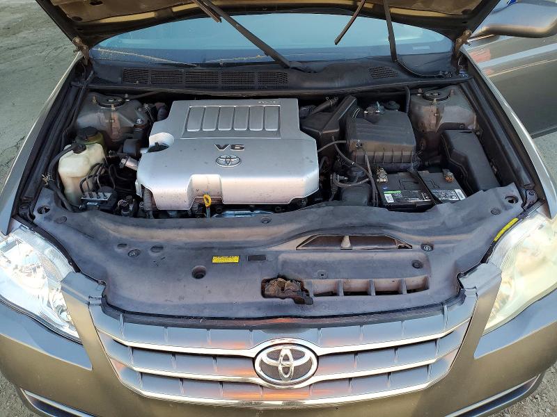 54317686 :رقم المزاد ، 4T1BK36B45U011592 vin ، 2005 Toyota Avalon مزاد بيع