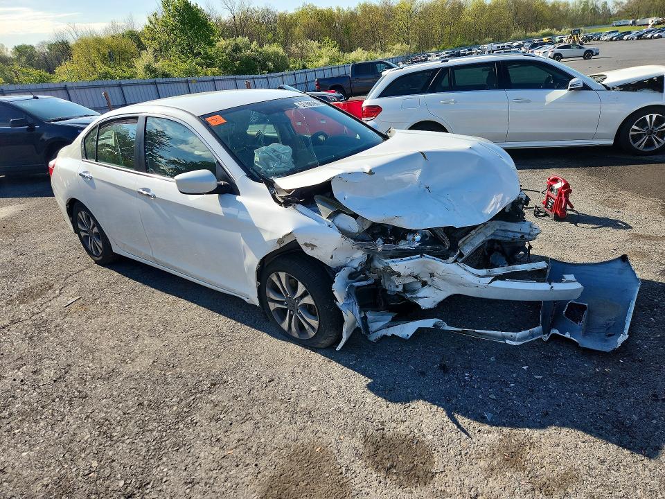 2014 Honda Accord მანქანა იყიდება აუქციონზე, vin: 1HGCR2F34EA196625, აუქციონის ნომერი: 52186396