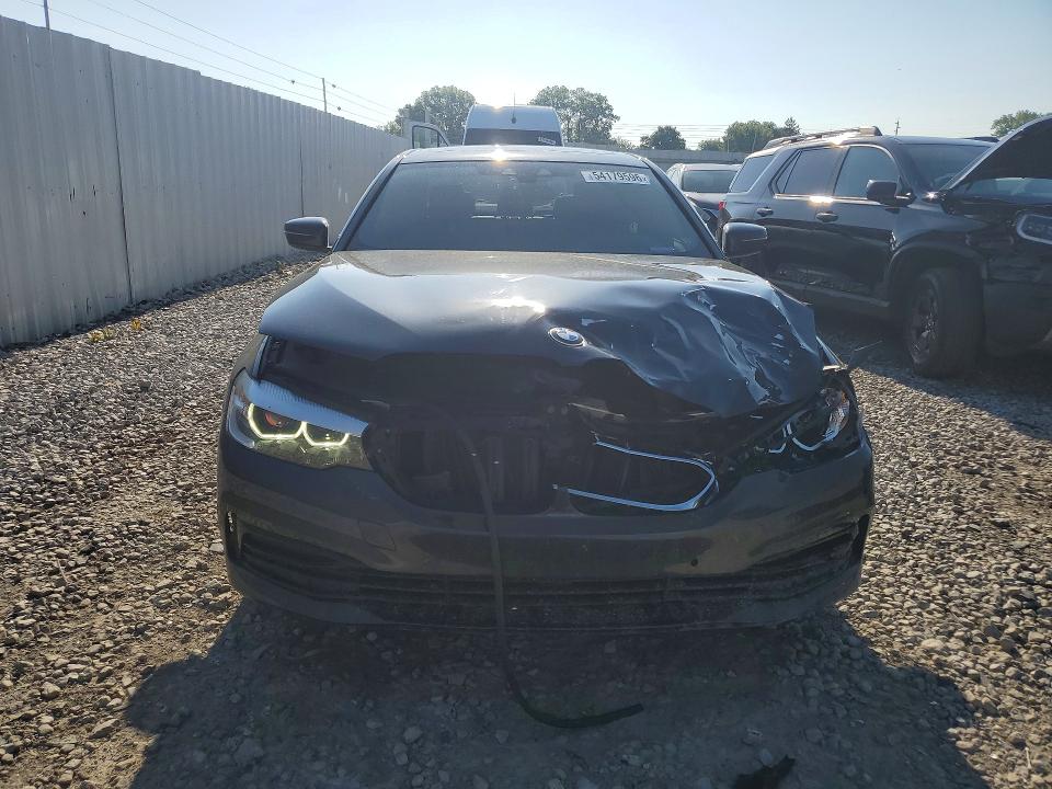54179596 :رقم المزاد ، WBAJA7C53KWC77503 vin ، 2019 Bmw 530 مزاد بيع