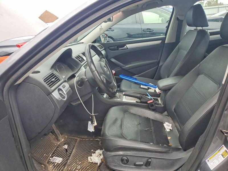 54606926 :رقم المزاد ، 1VWBP7A38CC033706 vin ، 2012 Volkswagen Passat مزاد بيع