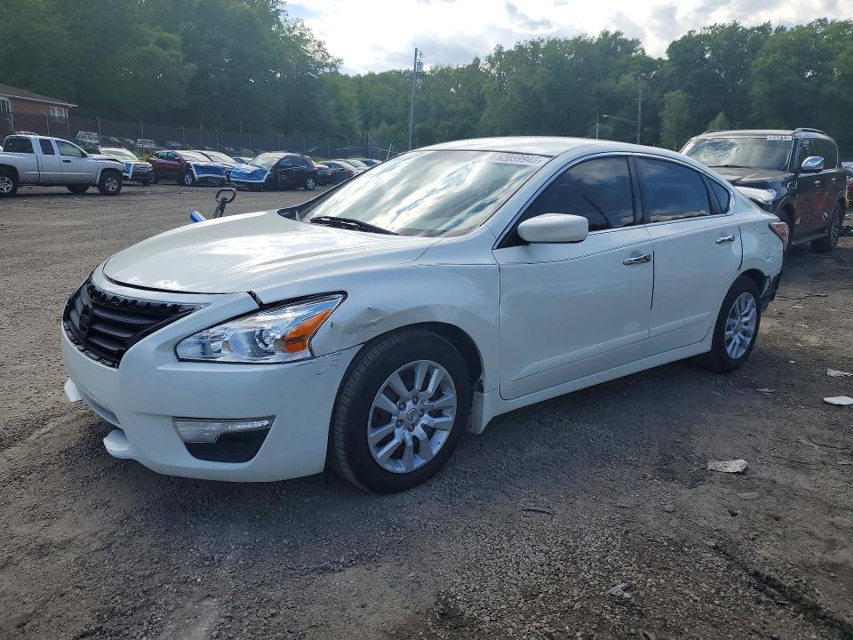 52059946 :رقم المزاد ، 1N4AL3AP5FN326578 vin ، 2015 Nissan Altima مزاد بيع
