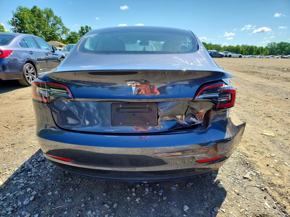 Продажа на аукционе авто 2023 Tesla Model 3, vin: 5YJ3E1EA8PF670798, номер лота: 55201206