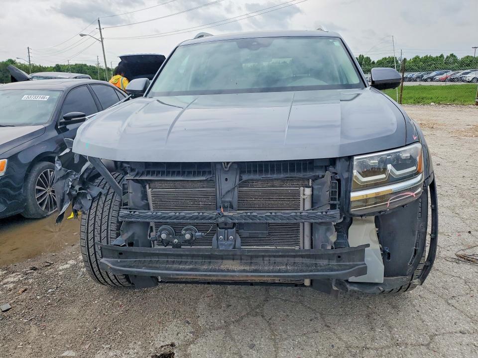 Продажа на аукционе авто 2019 Volkswagen Atlas, vin: 1V2NR2CA0KC582676, номер лота: 53632106