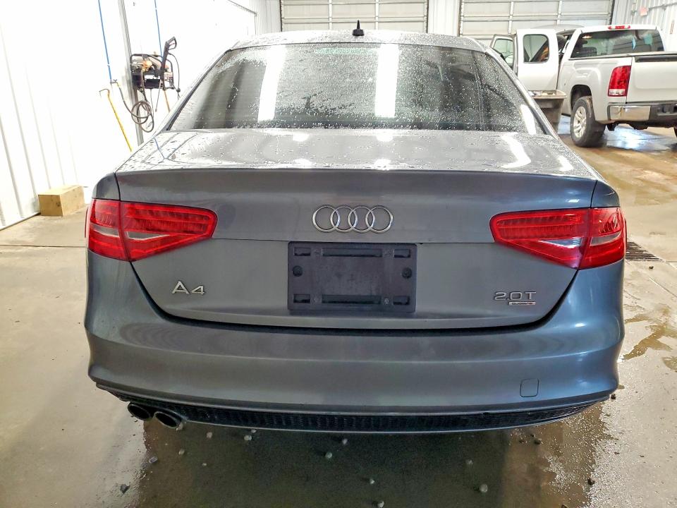 Продаж на аукціоні авто 2015 Audi A4, vin: WAUBFAFL2FN012674, номер лоту: 53246456
