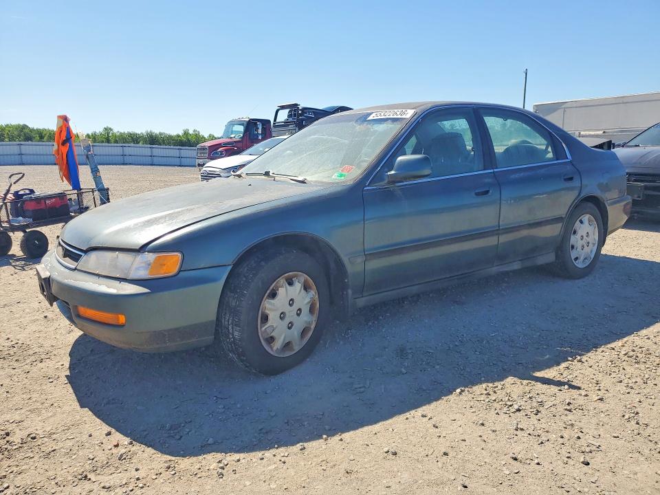 Auction sale of the 1996 Honda Accord, vin: 1HGCD5636TA161727, lot number: 55322636