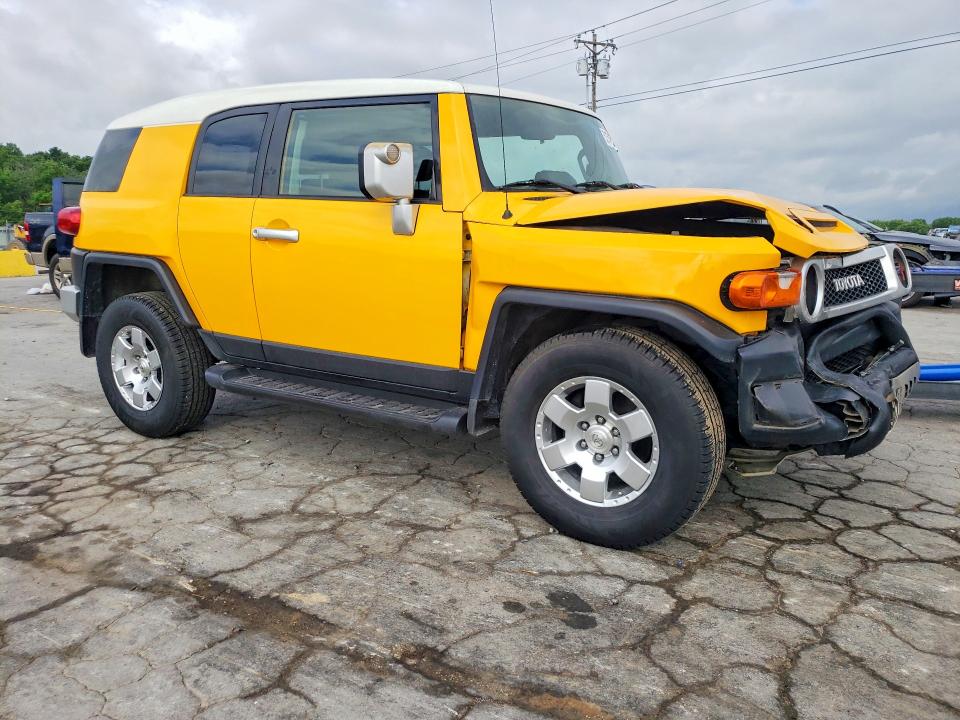 52746126 :رقم المزاد ، JTEBU11F48K012590 vin ، 2008 Toyota Fj Cruiser مزاد بيع