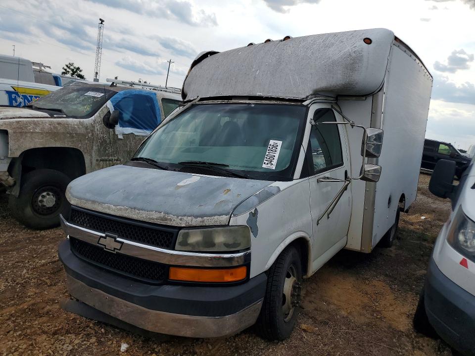 Продаж на аукціоні авто 2004 Chevrolet Express G3500, vin: 1GBJG31U041224215, номер лоту: 54601856