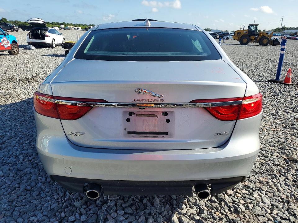 Продаж на аукціоні авто 2017 Jaguar Xf, vin: SAJBR4BVXHCY26591, номер лоту: 53949516
