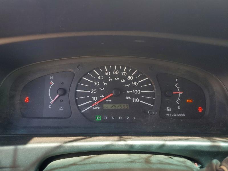 2000 Toyota Sienna მანქანა იყიდება აუქციონზე, vin: 4T3ZF19C4YU238658, აუქციონის ნომერი: 55202716