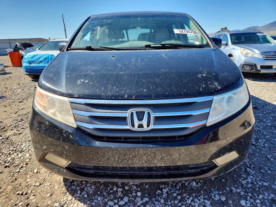52705706 :رقم المزاد ، 5FNRL5H49BB037636 vin ، 2011 Honda Odyssey مزاد بيع