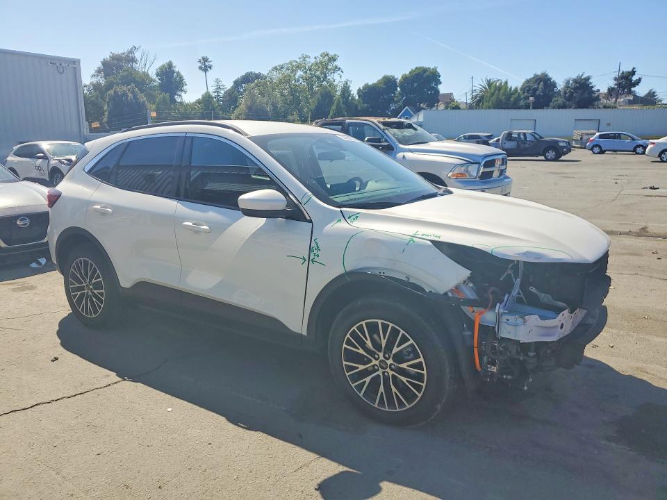 Продажа на аукционе авто 2024 Ford Escape, vin: 1FMCU0E14RUA18487, номер лота: 54660036