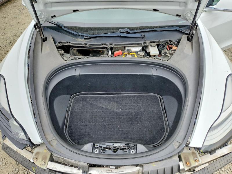2018 Tesla Model 3 მანქანა იყიდება აუქციონზე, vin: 5YJ3E1EA6JF035196, აუქციონის ნომერი: 50780036