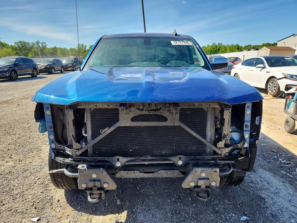 2018 Chevrolet Silverado მანქანა იყიდება აუქციონზე, vin: 3GCUKSER1JG311190, აუქციონის ნომერი: 52767936