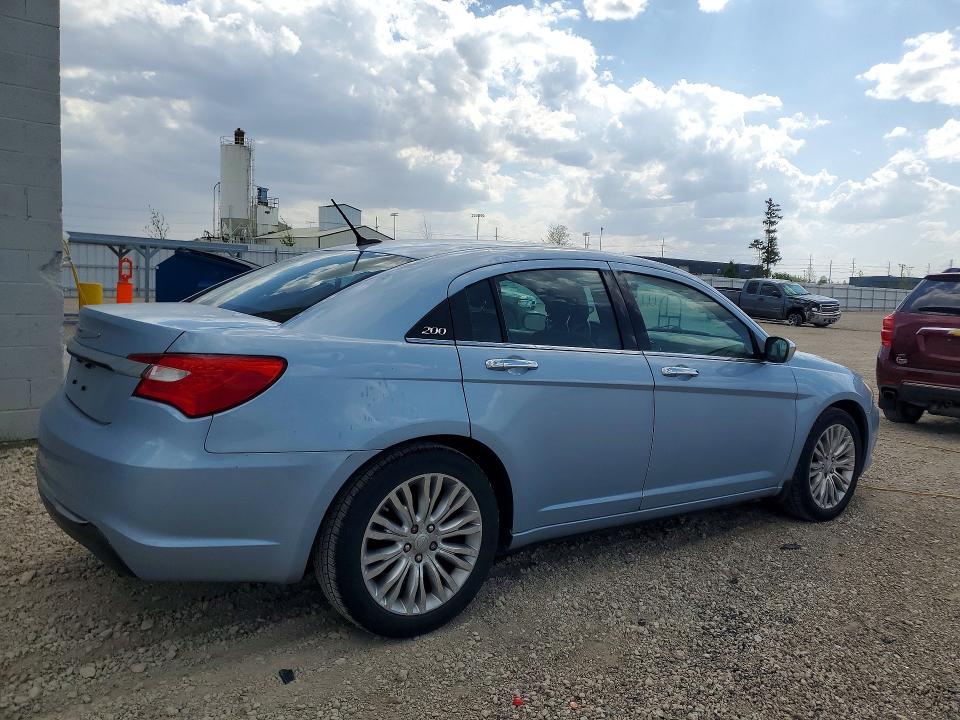 52193296 :رقم المزاد ، 1C3CCBCG5DN598110 vin ، 2013 Chrysler 200 مزاد بيع