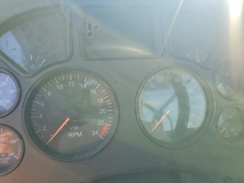 54213906 :رقم المزاد ، 1M1AW01X9FM007061 vin ، 2015 Mack Unknown مزاد بيع