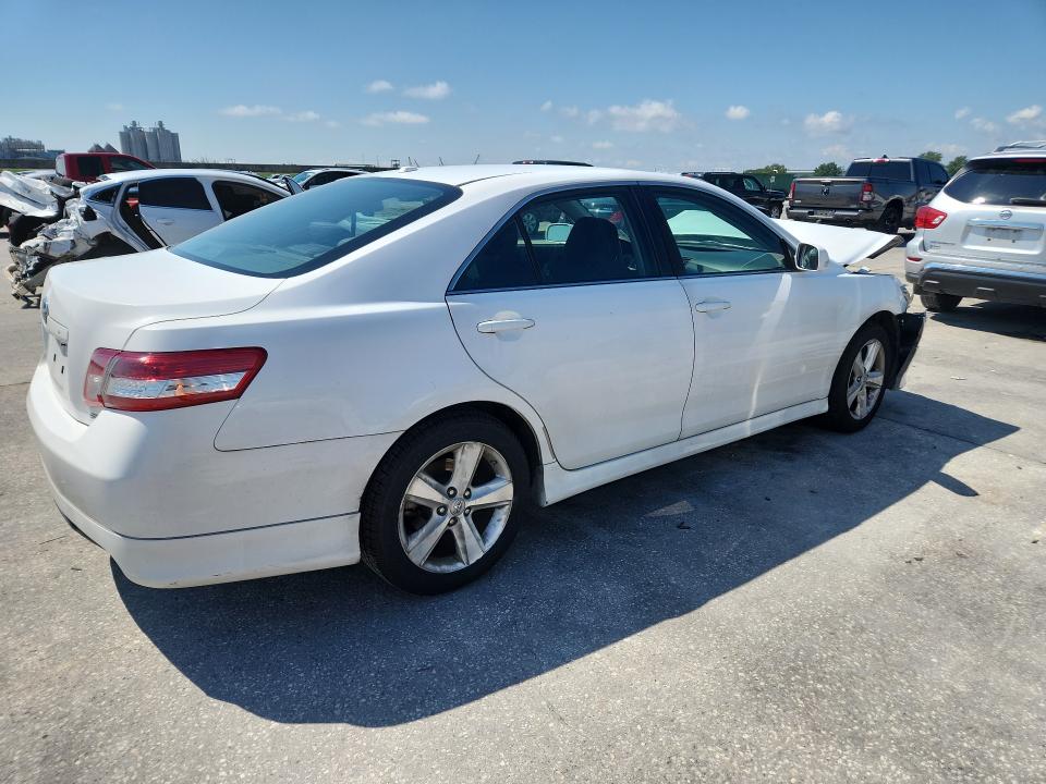 53423496 :رقم المزاد ، 4T1BF3EK7BU728926 vin ، 2011 Toyota Camry مزاد بيع