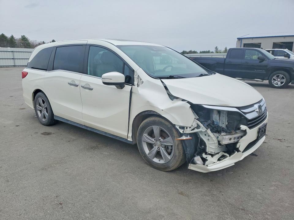 Продаж на аукціоні авто 2018 Honda Odyssey, vin: 5FNRL6H71JB055921, номер лоту: 52576456