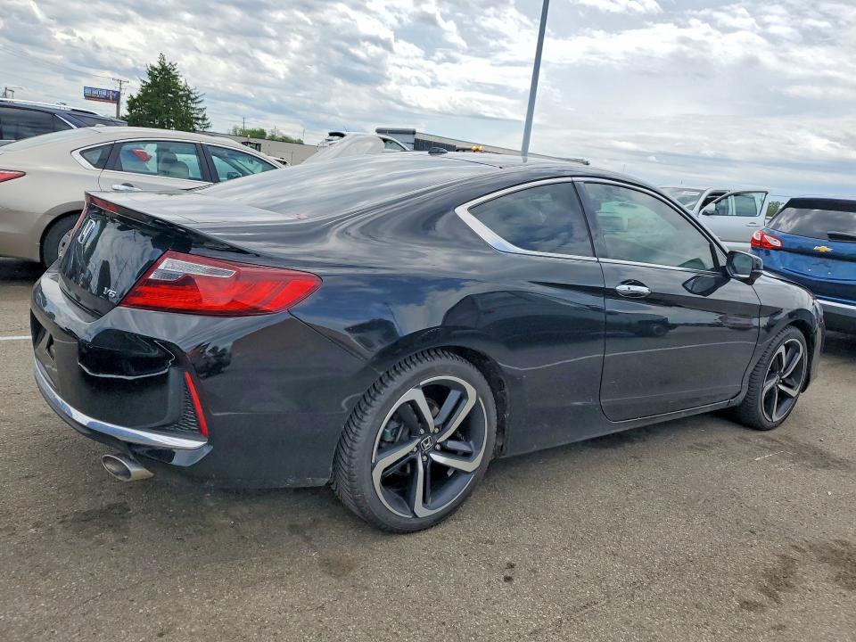 53032266 :رقم المزاد ، 1HGCT2B85GA007180 vin ، 2016 Honda Accord مزاد بيع
