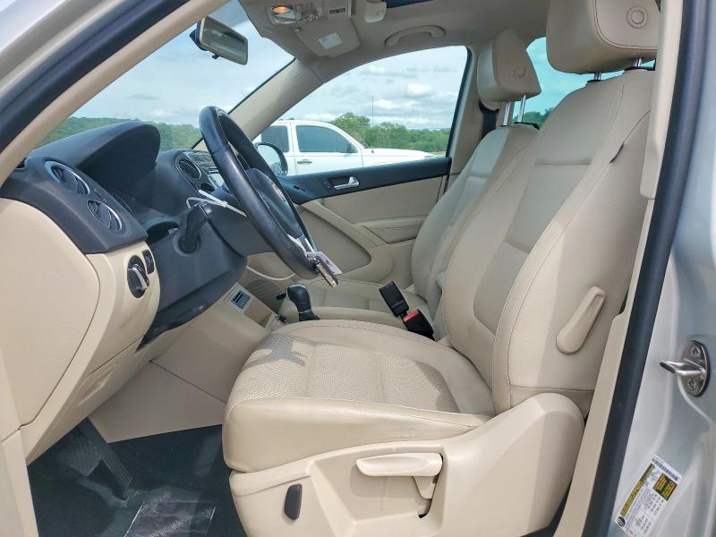 2015 Volkswagen Tiguan მანქანა იყიდება აუქციონზე, vin: WVGAV7AX0FW566395, აუქციონის ნომერი: 51887056