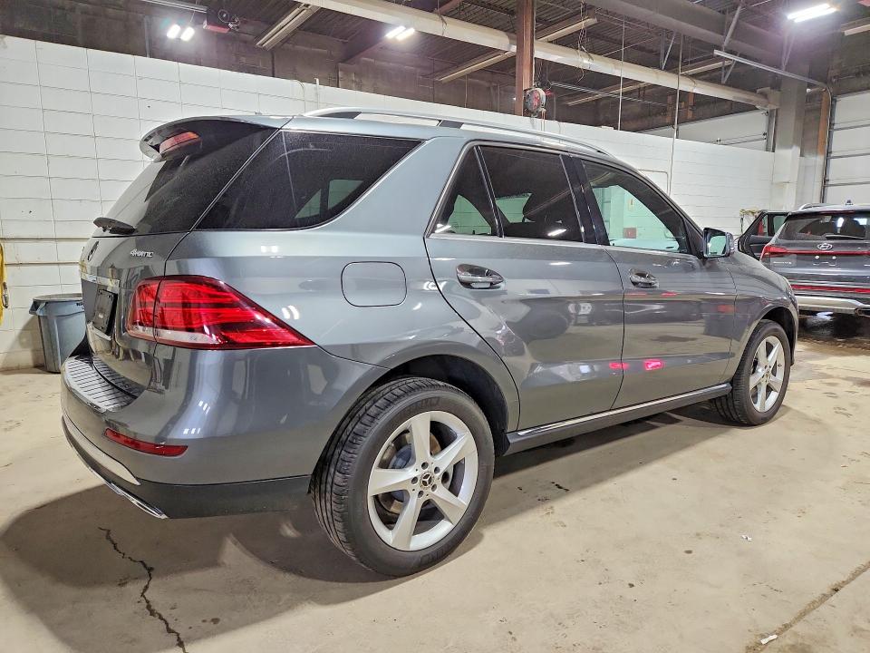 Продажа на аукционе авто 2017 Mercedes-benz Gle, vin: 4JGDA5HB7HA926740, номер лота: 51946746
