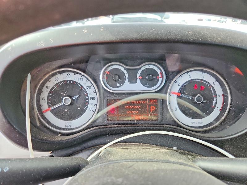 53208216 :رقم المزاد ، ZFBCFAAH5EZ016674 vin ، 2014 Fiat 500l مزاد بيع