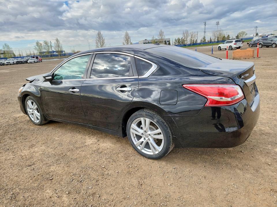53012446 :رقم المزاد ، 1N4BL3AP8DN427518 vin ، 2013 Nissan Altima مزاد بيع