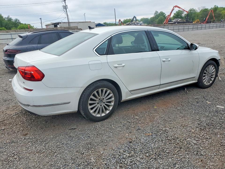 Aukcja sprzedaży 2016 Volkswagen Passat, vin: 1VWBT7A33GC031542, numer aukcji: 52767996