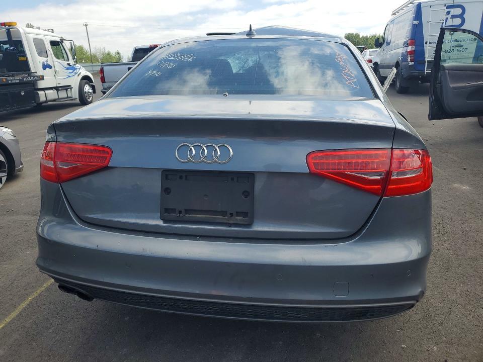Продаж на аукціоні авто 2016 Audi A4, vin: WAUFFAFLXGN000758, номер лоту: 52445996