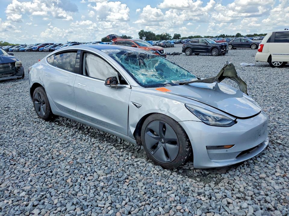 Продажа на аукционе авто 2018 Tesla Model 3, vin: 5YJ3E1EA0JF037476, номер лота: 54125266