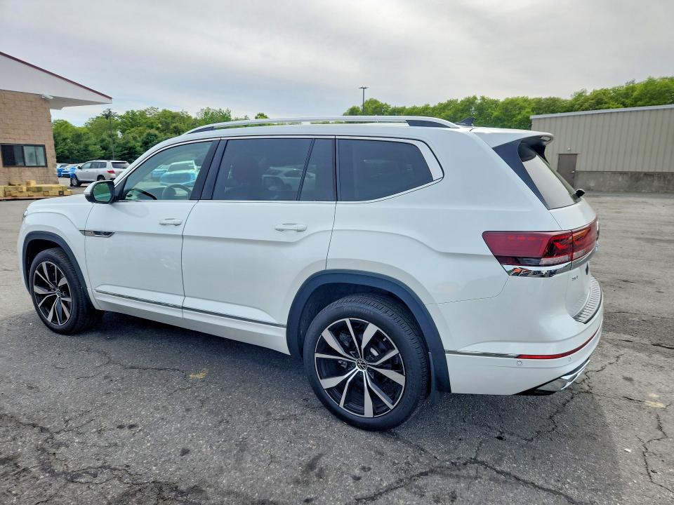 Продажа на аукционе авто 2024 Volkswagen Atlas, vin: 1V2FR2CA1RC619619, номер лота: 54860126