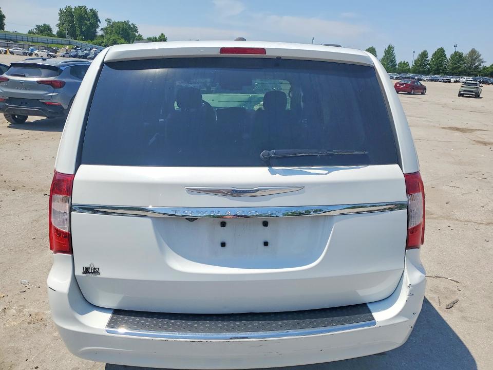 53927986 :رقم المزاد ، 2C4RC1BG2GR150805 vin ، 2016 Chrysler Town & Country مزاد بيع