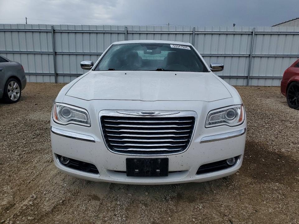 53347026 :رقم المزاد ، 2C3CCAKT2CH147555 vin ، 2012 Chrysler 300c مزاد بيع