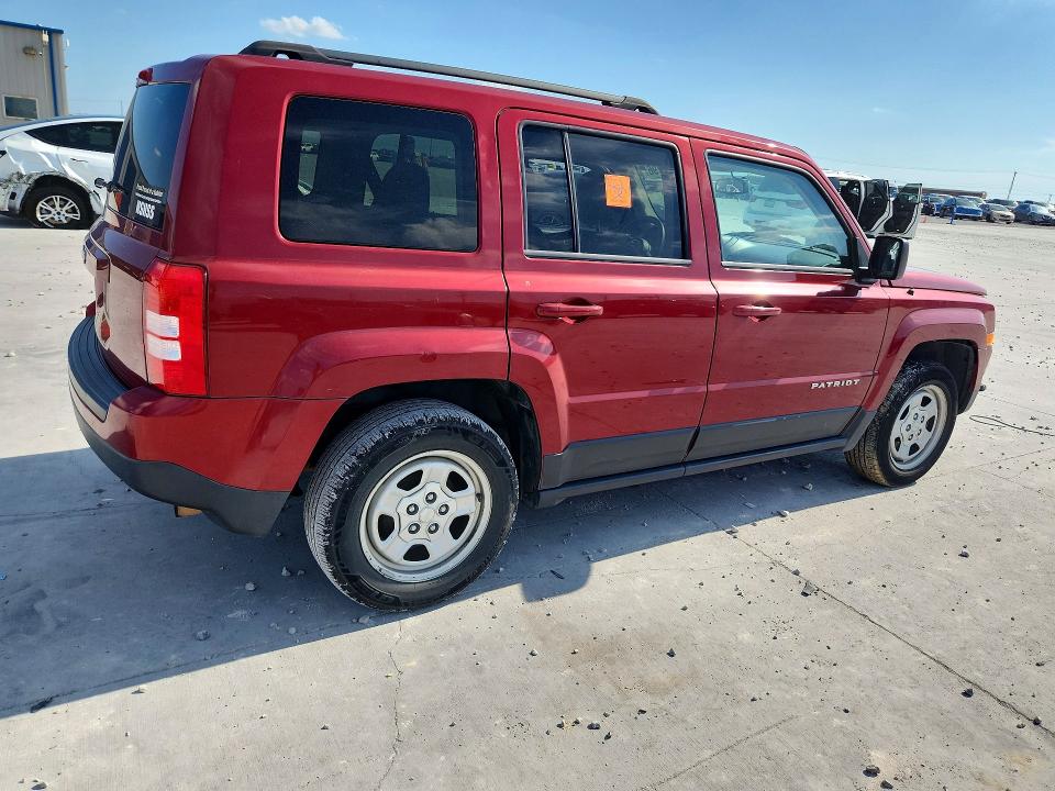 55624796 :رقم المزاد ، 1C4NJPBA1GD675232 vin ، 2016 Jeep Patriot مزاد بيع