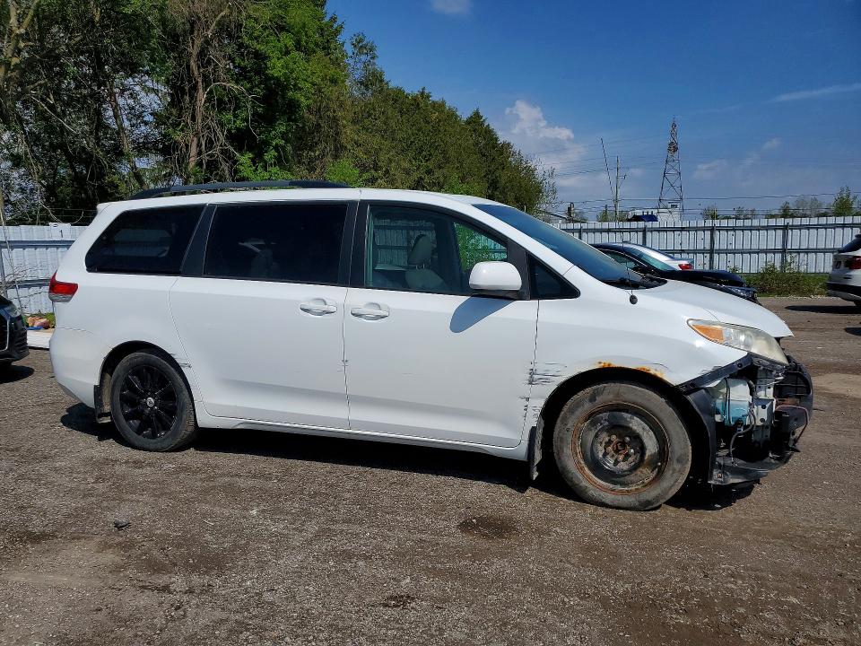 2011 Toyota Sienna მანქანა იყიდება აუქციონზე, vin: 5TDYK3DC8BS057176, აუქციონის ნომერი: 53559386