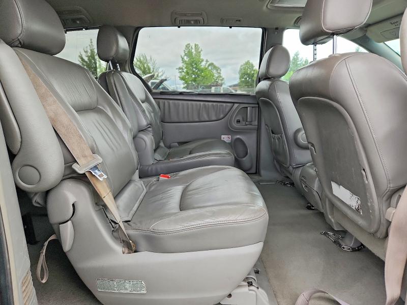 53471316 :رقم المزاد ، 5TDBA22C54S020479 vin ، 2004 Toyota Sienna مزاد بيع