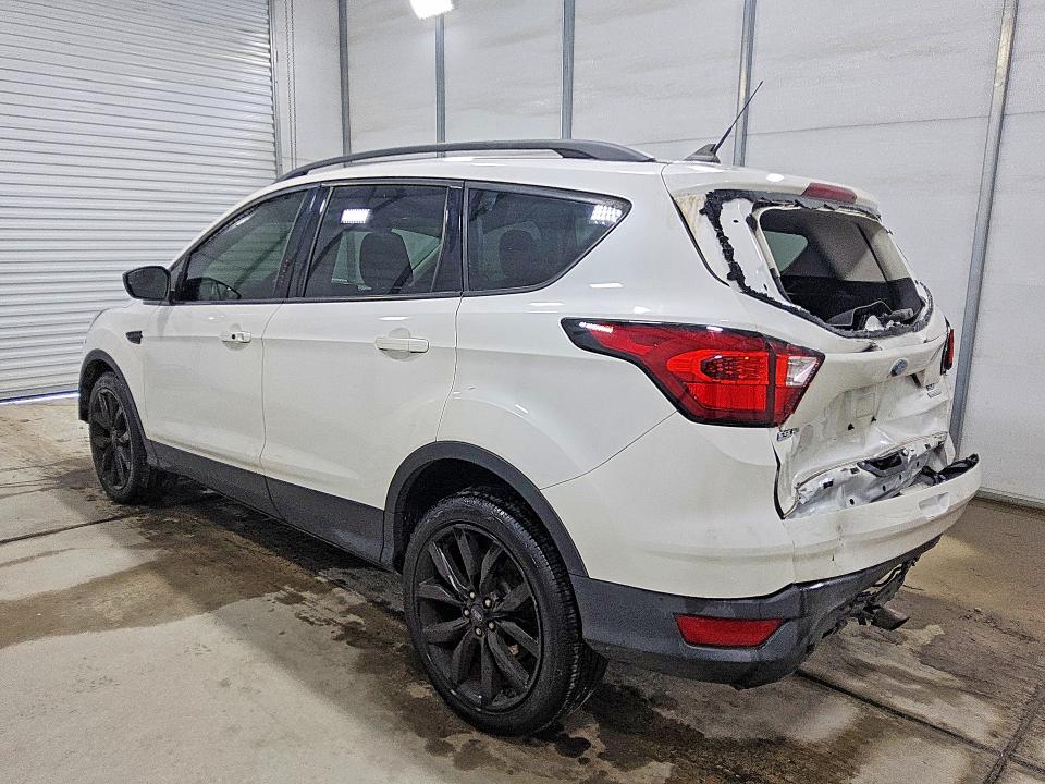 Продаж на аукціоні авто 2019 Ford Escape, vin: 1FMCU0GD4KUC20775, номер лоту: 54291726