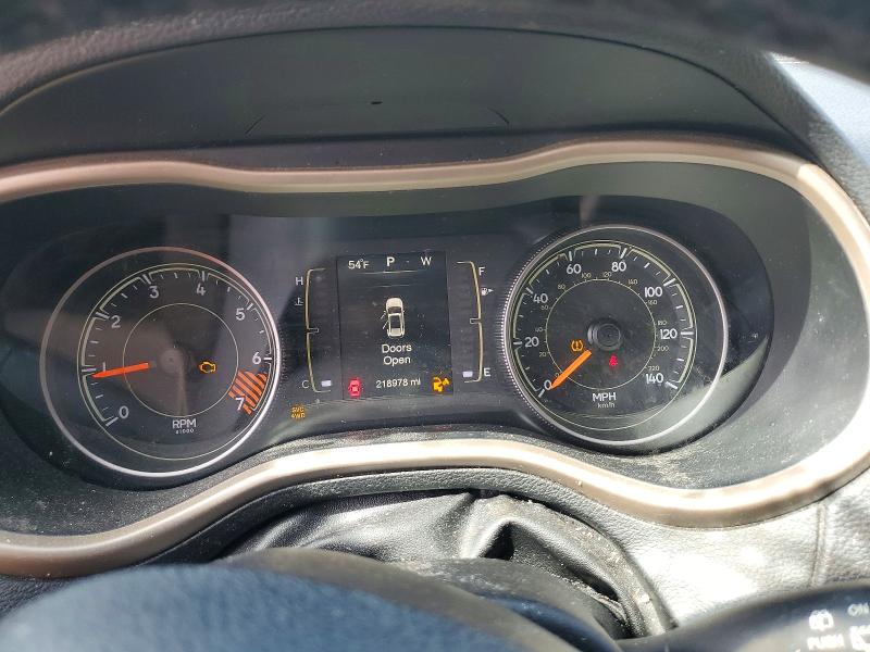 Продажа на аукционе авто 2015 Jeep Cherokee, vin: 1C4PJMABXFW558527, номер лота: 53180326