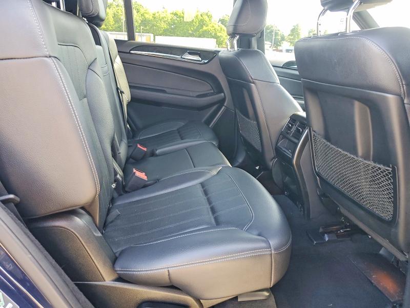 55304886 :رقم المزاد ، 4JGDF6EE2HA954841 vin ، 2017 Mercedes-benz Gls مزاد بيع