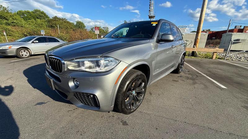 Продаж на аукціоні авто 2017 Bmw X5, vin: 5UXKR0C36H0V71913, номер лоту: 55984326