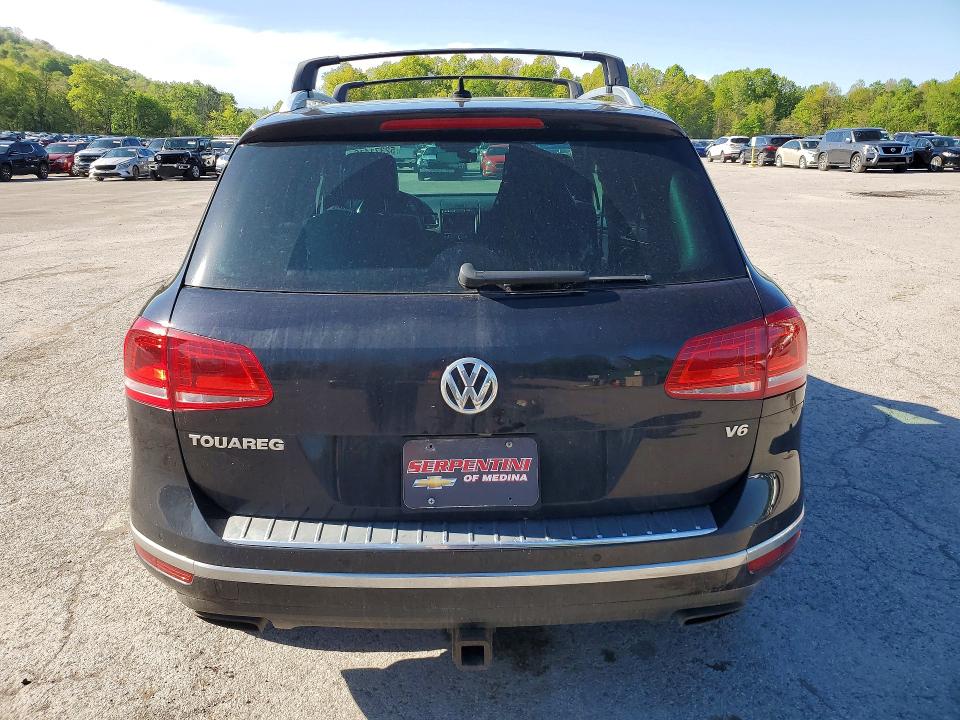 Auction sale of the 2017 Volkswagen Touareg, vin: WVGRF7BPXHD005294, lot number: 52371416