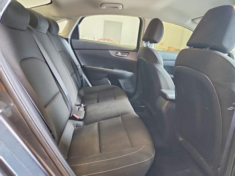 2021 Kia Forte მანქანა იყიდება აუქციონზე, vin: 3KPF24AD0ME362677, აუქციონის ნომერი: 54796636