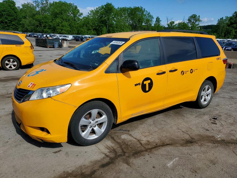 Продажа на аукционе авто 2016 Toyota Sienna, vin: 5TDKK3DC2GS764058, номер лота: 55363536
