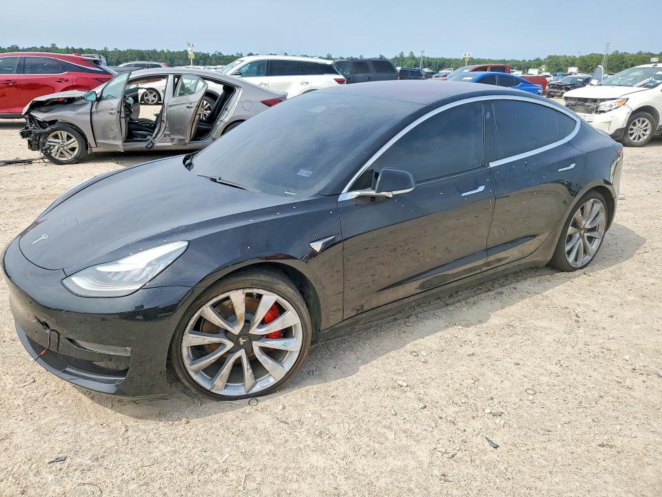 52886476 :رقم المزاد ، 5YJ3E1EBXJF170951 vin ، 2018 Tesla Mdl 3 مزاد بيع
