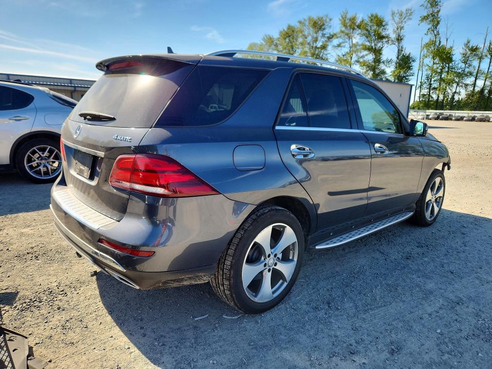 Продажа на аукционе авто 2016 Mercedes-benz Gle, vin: 4JGDA5HB2GA651843, номер лота: 51917296