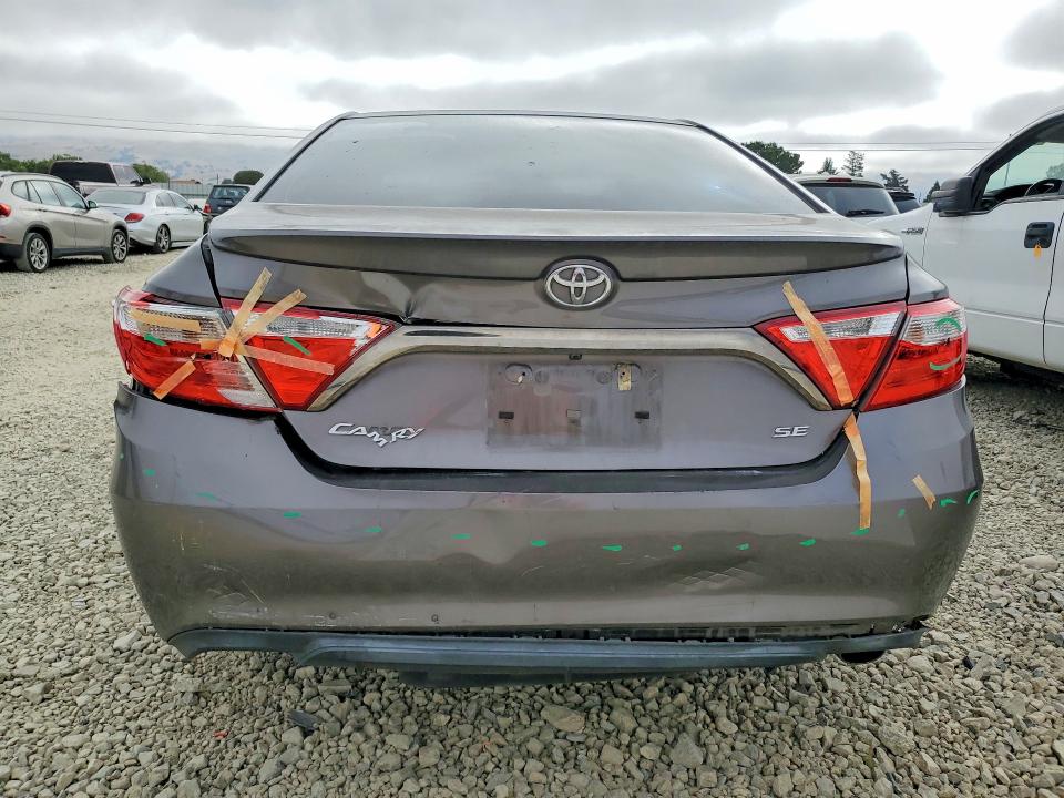 Продаж на аукціоні авто 2015 Toyota Camry, vin: 4T1BF1FK6FU925871, номер лоту: 54638696