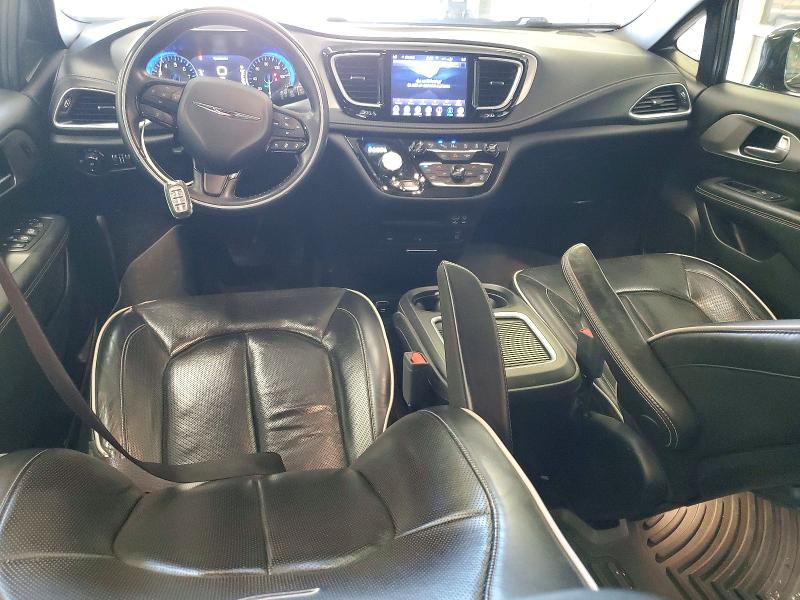 52215296 :رقم المزاد ، 2C4RC1GG6JR165128 vin ، 2018 Chrysler Pacifica مزاد بيع