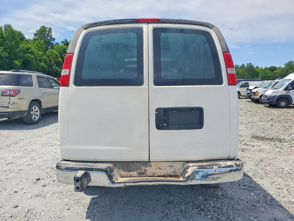 2018 Chevrolet Express G2500 მანქანა იყიდება აუქციონზე, vin: 1GCWGAFG9J1906174, აუქციონის ნომერი: 52240816